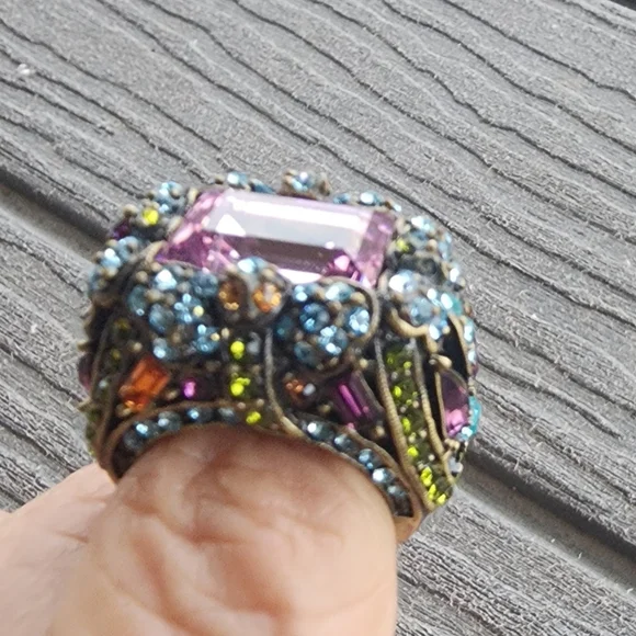 Beautiful colorful ring - Picture 7 of 9
